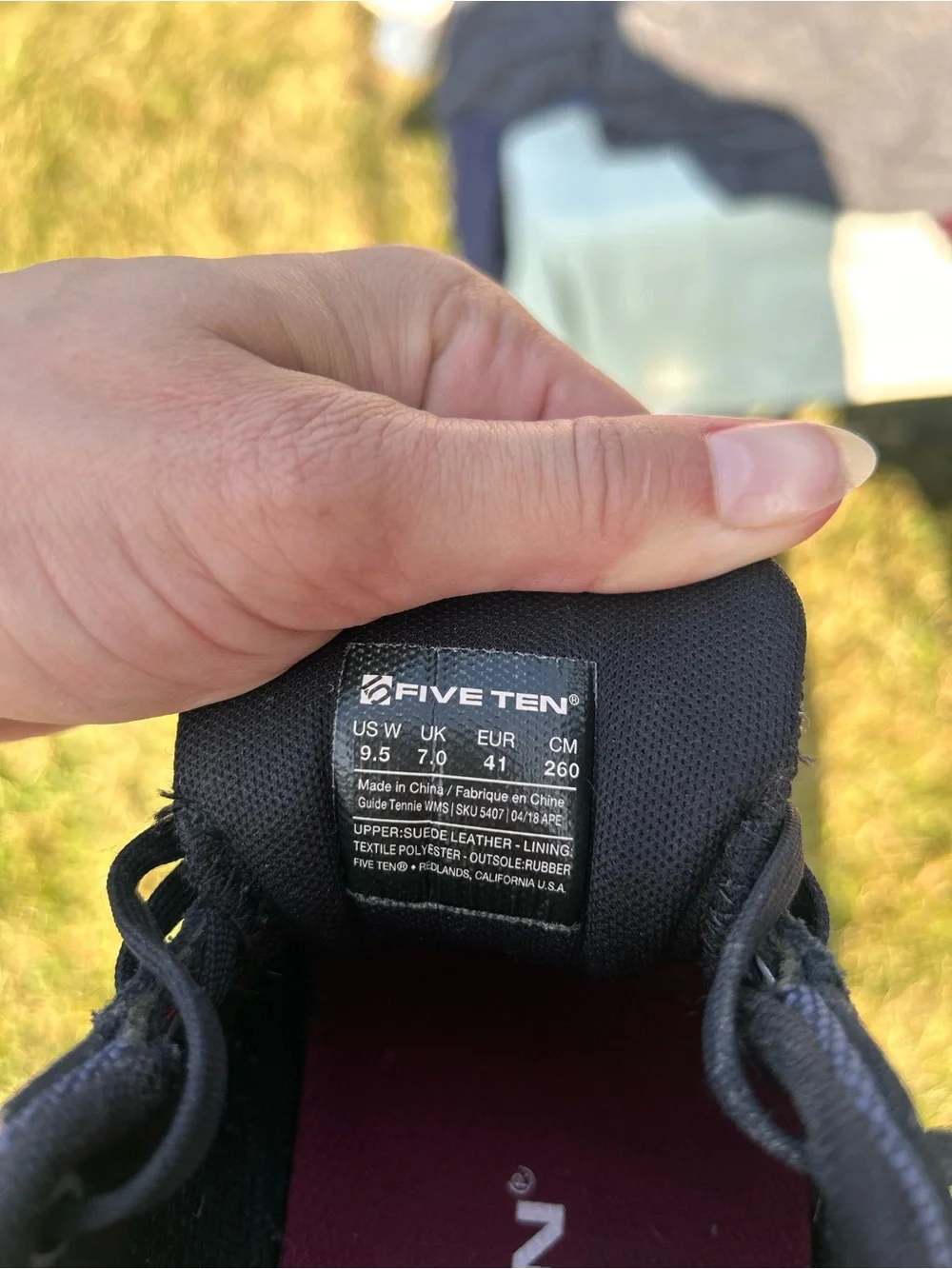 Women’s Black Lace-Up Trail Running Mountain Shoes